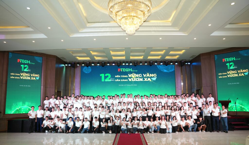 hanh trinh 12 nam