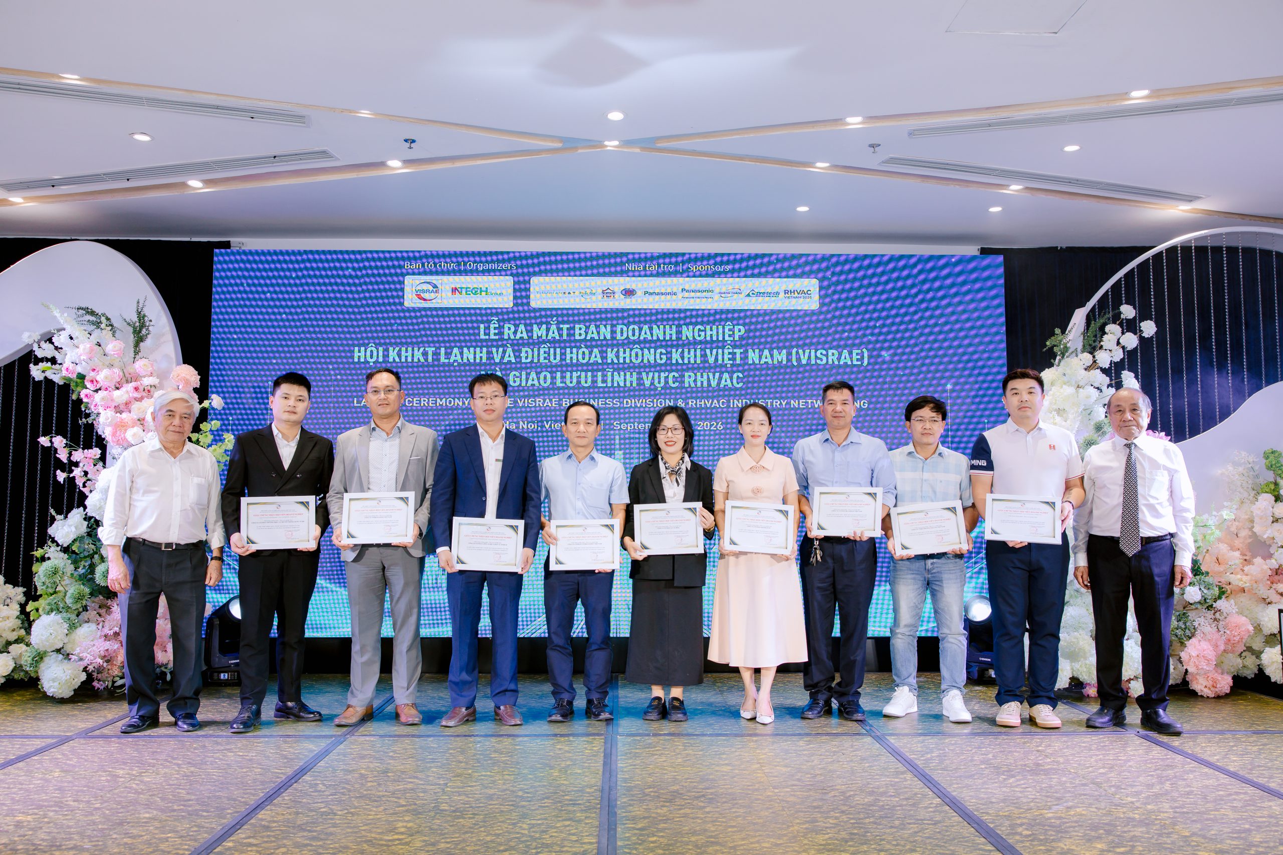 INTECH GROUP - KHÉP LẠI BA NGÀY TẠI TRIỂN LÃM VIET INDUSTRY 2026, MỞ RA NHỮNG KẾT NỐI MỚI 19 24 scaled
